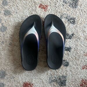 Oofos OOlala Women's Black Gradient Slide Sandals